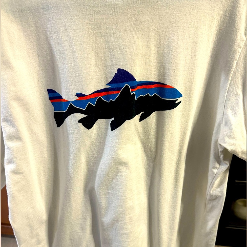 Men’s Patagonia white tee | size XL